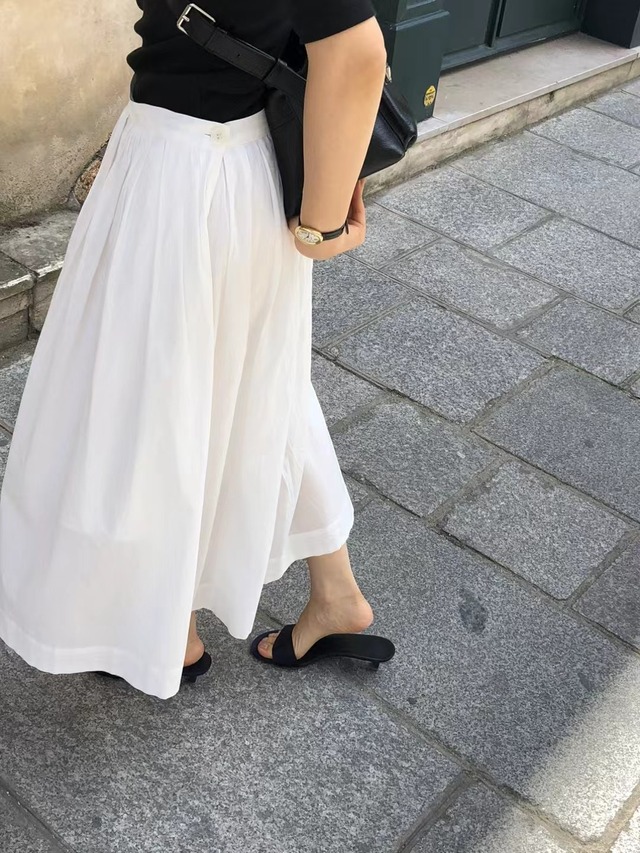 [ounce] your skirt