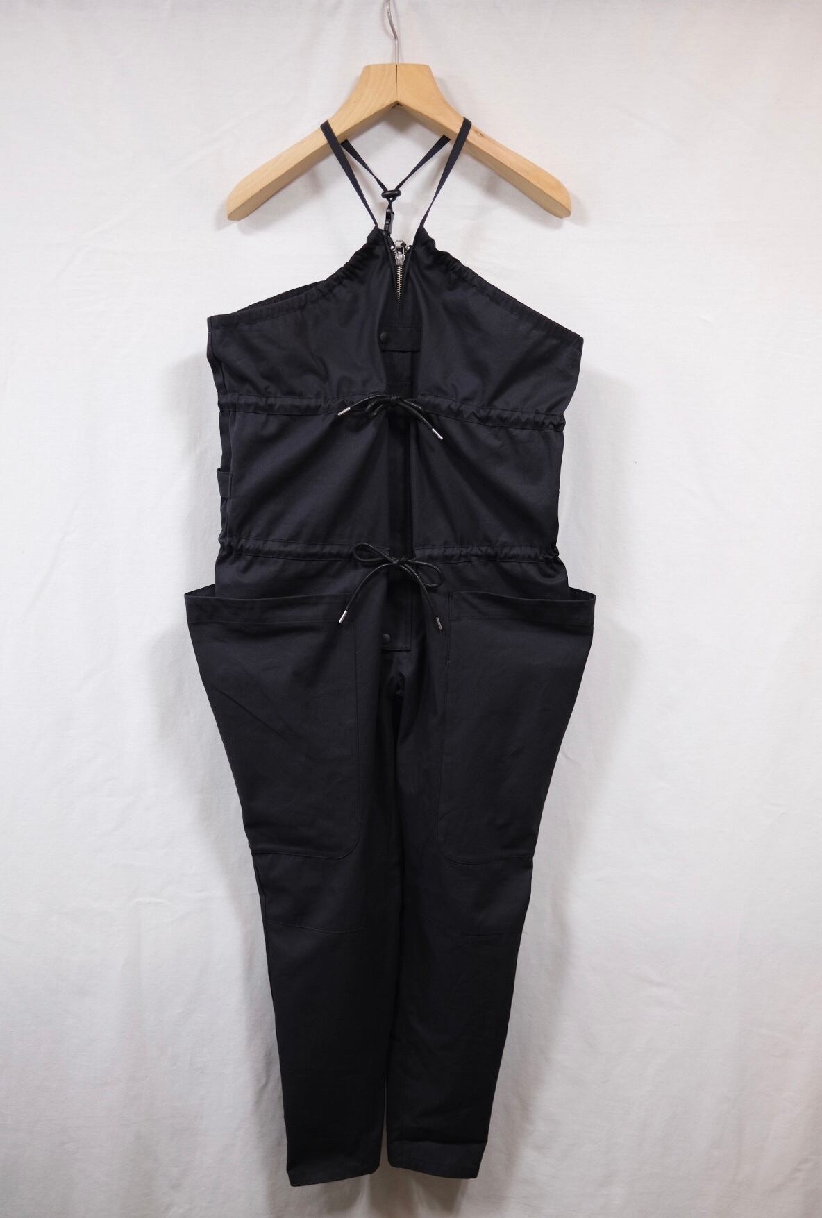 JUN MIKAMI “ ジャンプスーツ“BLACK | Lapel online store