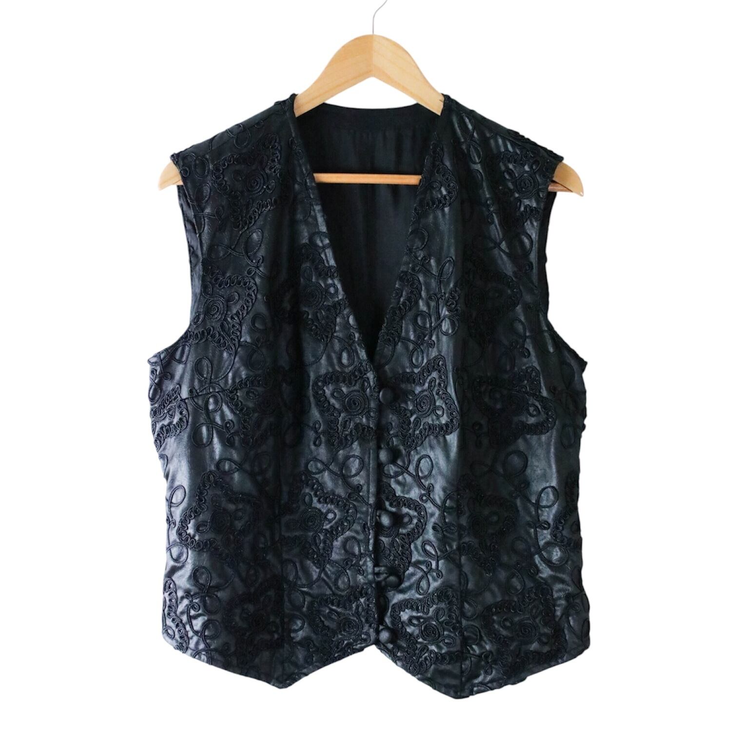 vest