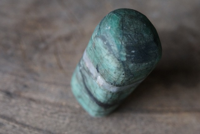 エメラルド　Emerald　①