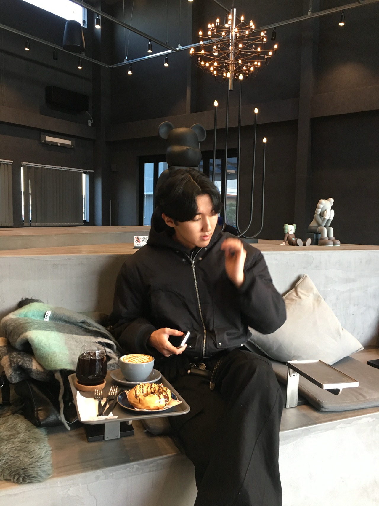 Cropped Padded MA-1 Bomber Jacket (2color) - 4