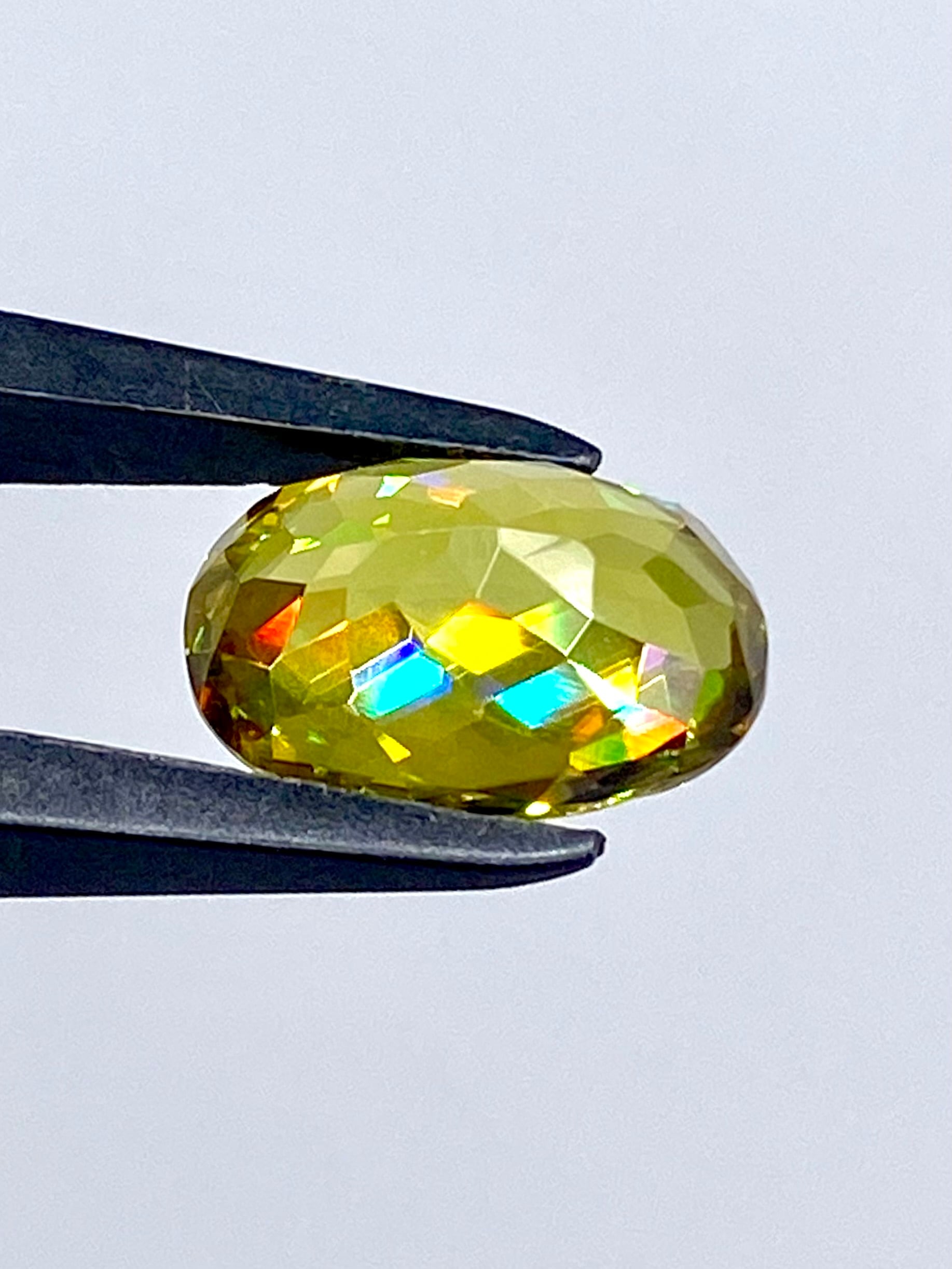 スフェーン 2.883ct ルース | シークレットベースジュエリー Secret