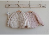 韓国子供服 / 26winter / puella FLO / ノエルキルティングジャンパー(ベージュ) / キッズ / 冬服 *90~140*