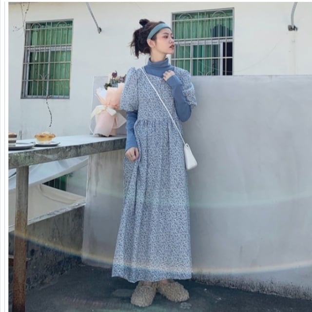 ワンピース 花柄 ローラ アシュレイ カントリー 小花柄 スクエア ワンピース 花柄 ローラ アシュレイ カントリー 小花柄 スクエア