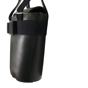 【最終処分SALE】FERRAGAMOフェラガモ  ハンドバッグ ブラック A-7888