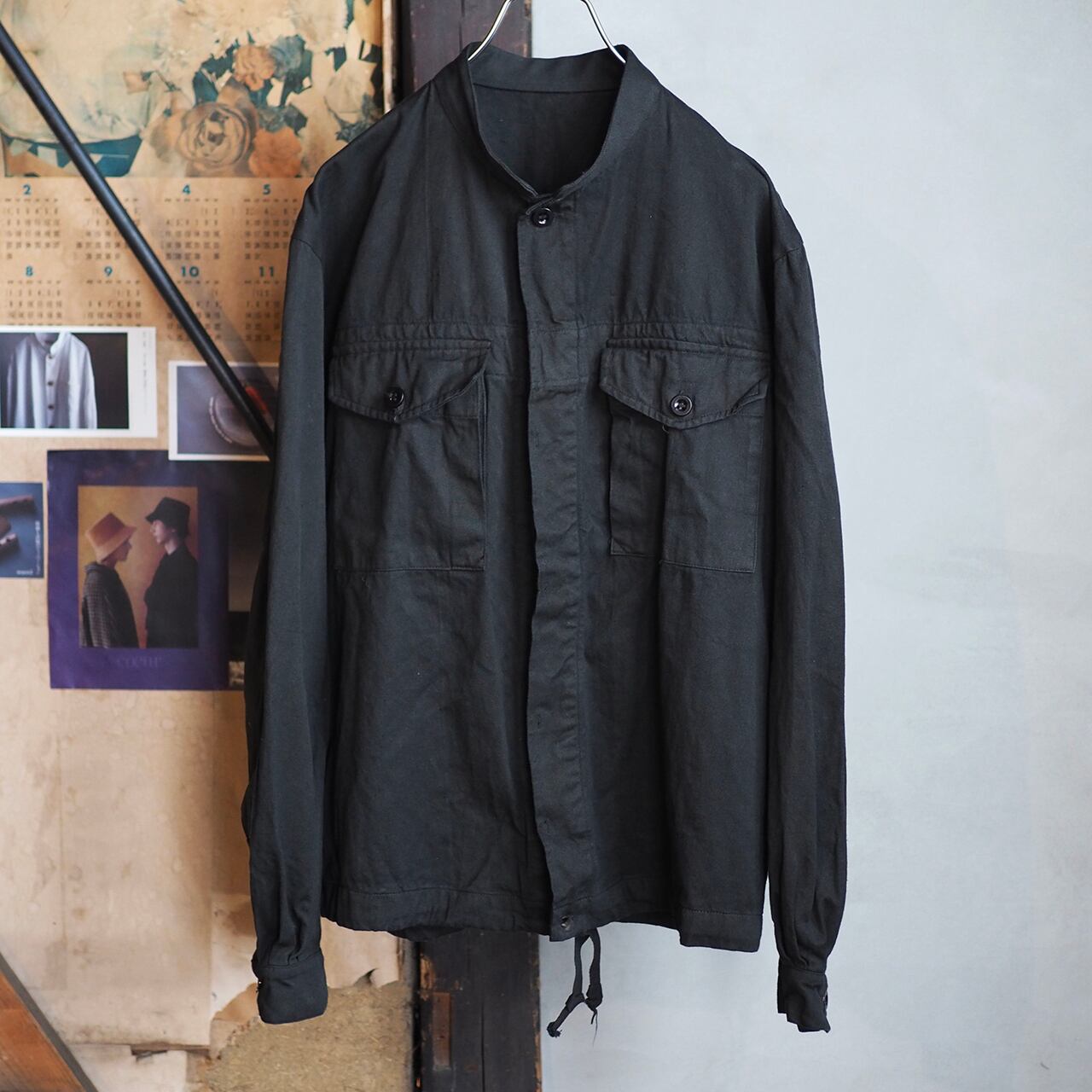 おみつのおつくろい スタンドカラー フライフロントシャツジャケット(製品染め・ブラック)