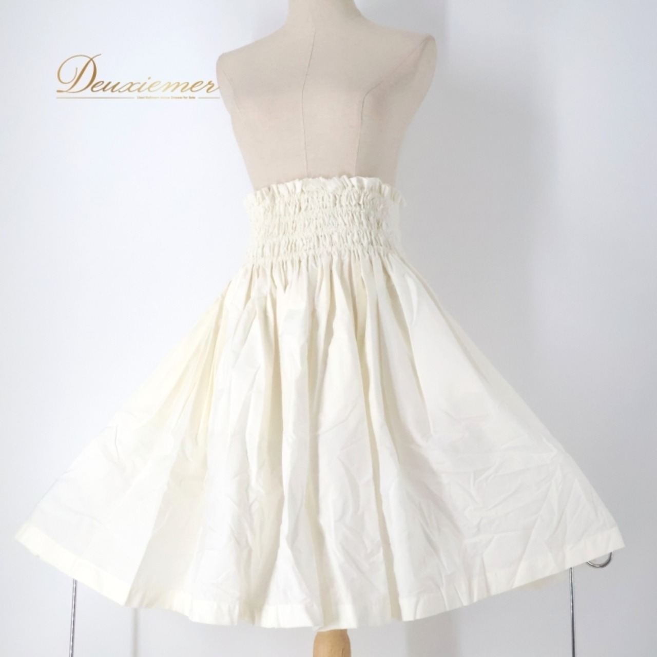 フラダンス 衣装 パウスカート ホワイト系 ハワイアン アロハ フラ ダンス レッスン 練習 白 真っ白 無地 シンプル シングル スカート フレア さわやか 上品 軽やか ふんわり 練習着 フラダンス衣装 オールホワイト ホワイト フラスカート レディース シンプルスカート ダンスウェア カジュアル スポーツ衣装 レッスン着