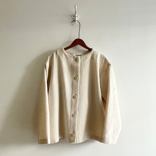 C52941 　Felting Wool Crew Neck Cardigan