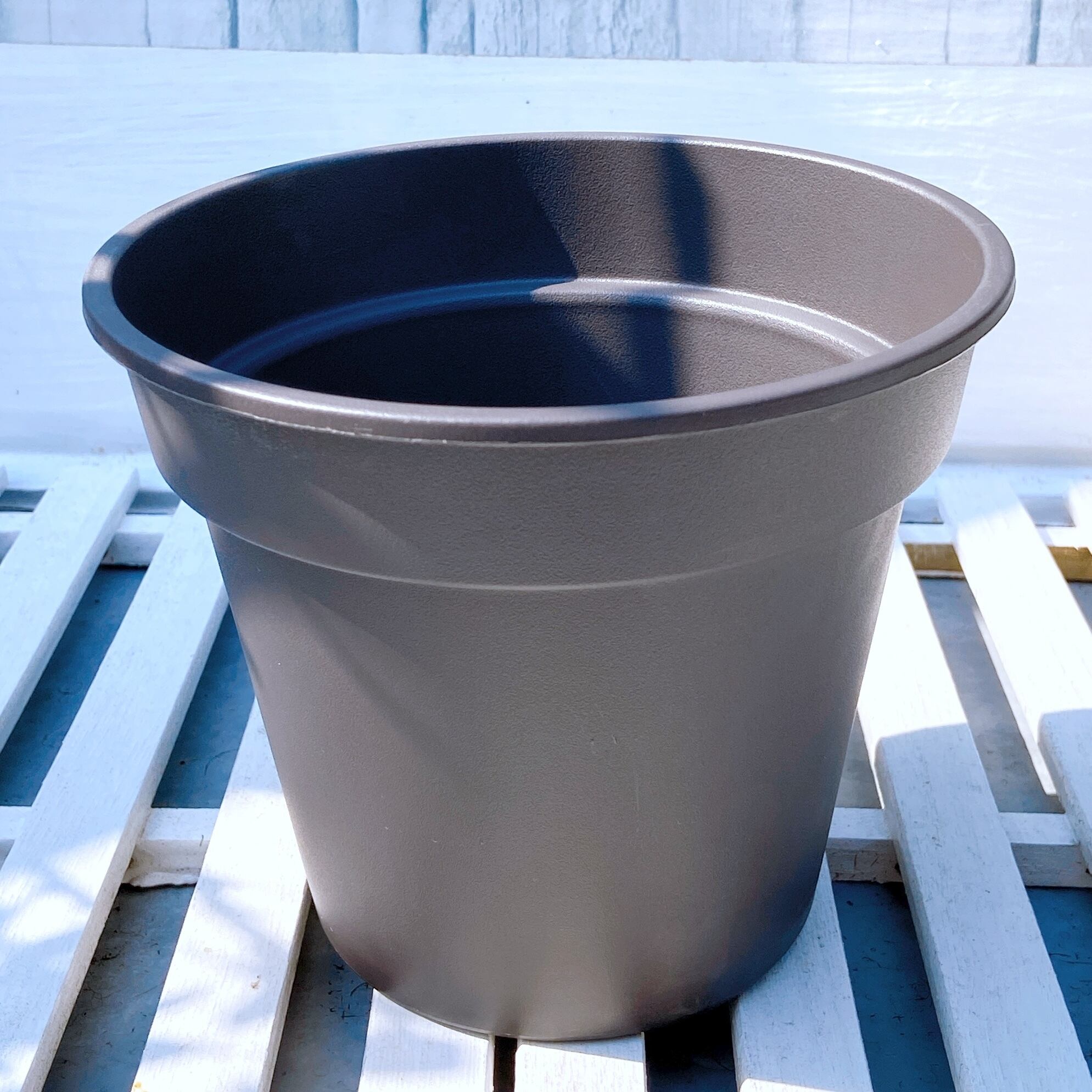 キバツツジ(鉢ごと) 黒色のシンプルな植木鉢 5号サイズ × 3個セット】 植物の緑をより