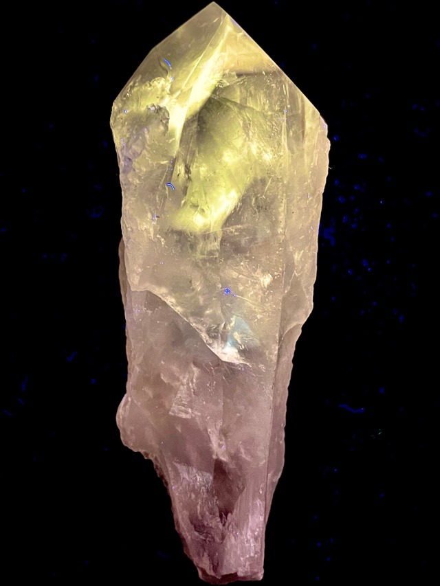 1) 神聖なる導き・内なる光(真実)「パウエライト」ファントム・アメジスト原石(ファセット研磨)