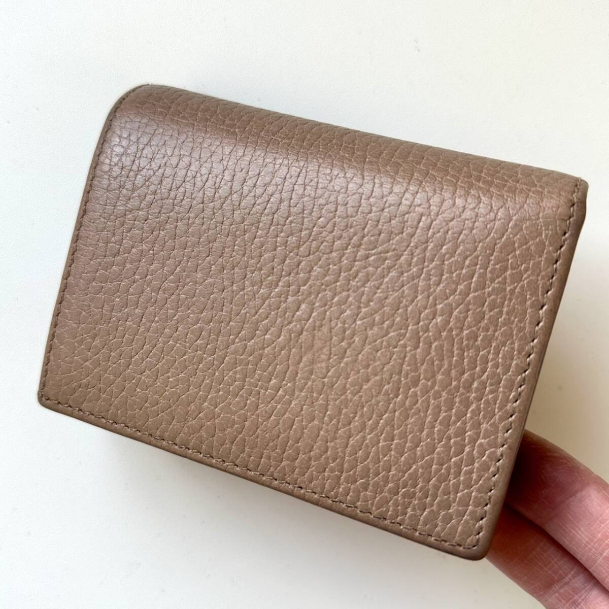 グッチ GUCCI 二つ折り財布 GGマーモント ベージュ系 | 万福財布