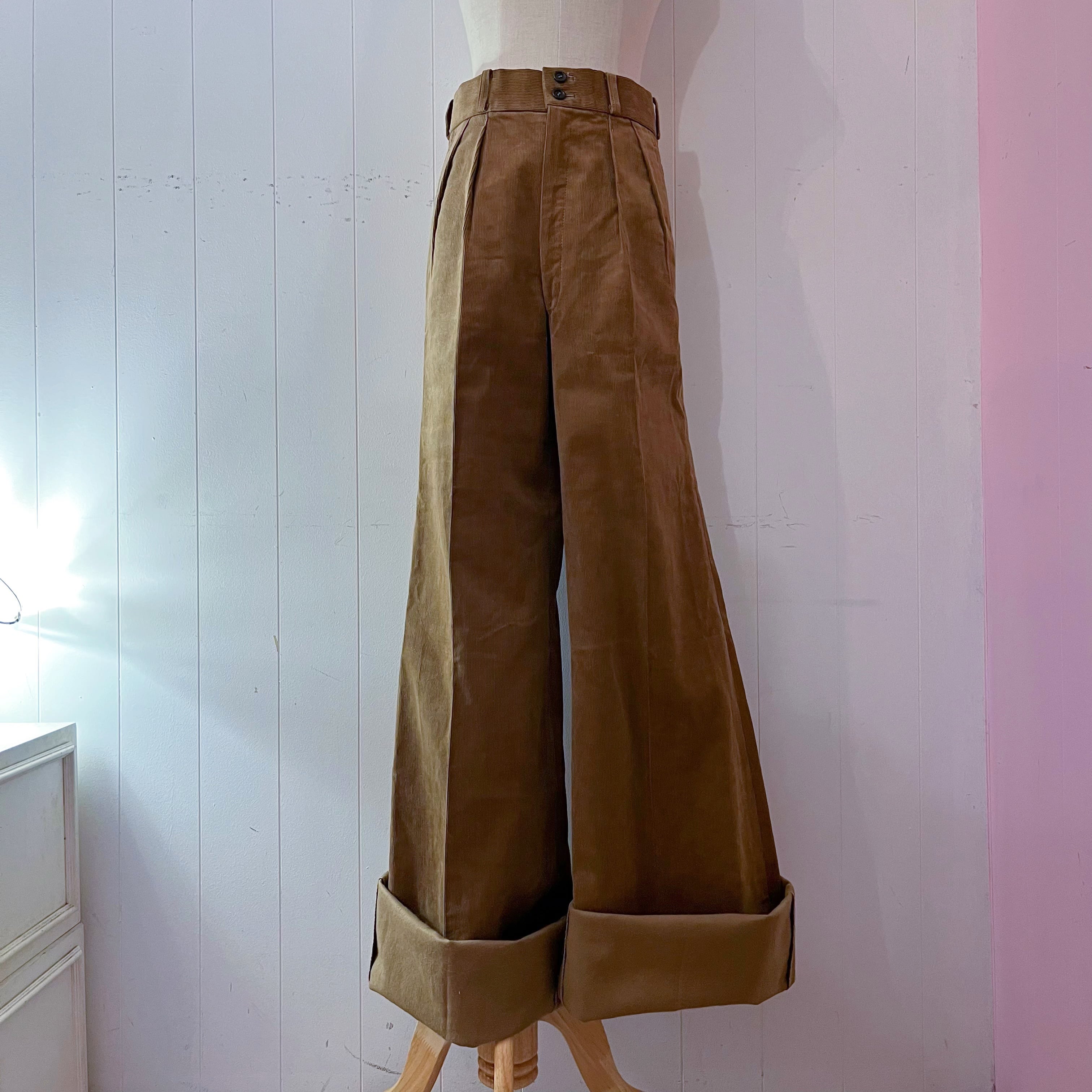 brown corduroy wide pants