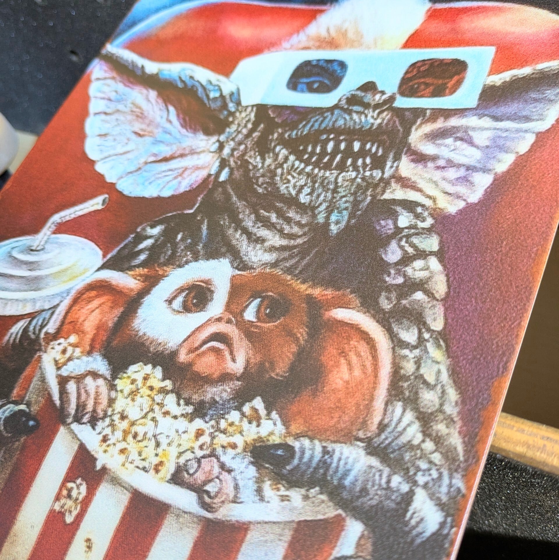 送料無料!ちょうどいいブリキ看板【 Gremlins ( グレムリン )】ギズモ / ストライプ / ポップコーン METAL SIGN / メタルサイン / ブリキ看板 / サインボード / ビンテージ加工 〚アメリカン雑貨 アメトイ〛