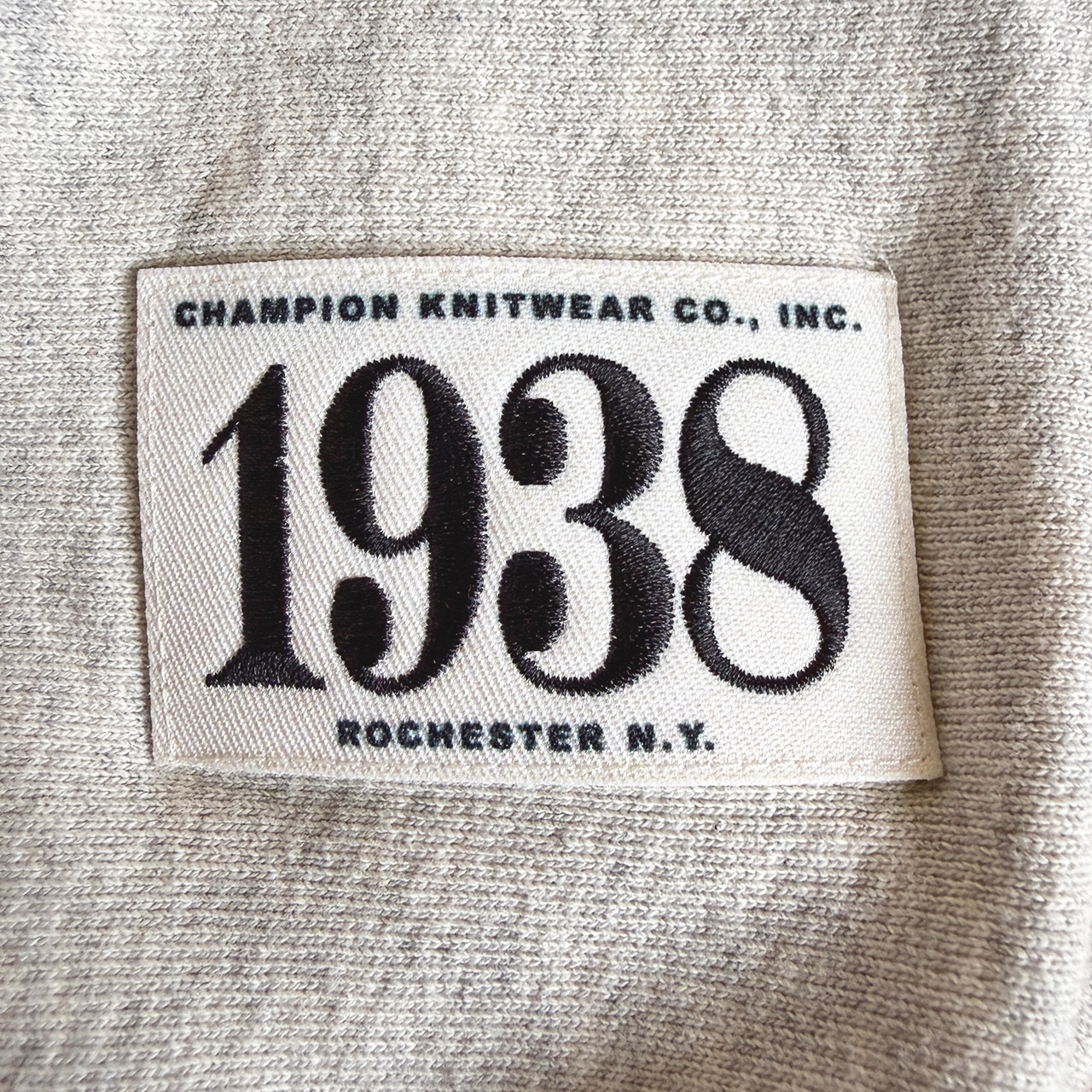 Champion Reverse Weave 1938 Double V 1st Model Size L チャンピオン リバースウィーブ 1938 両V 80周年記念モデル Lサイズ(XLサイズ相当) Made in USA 中古