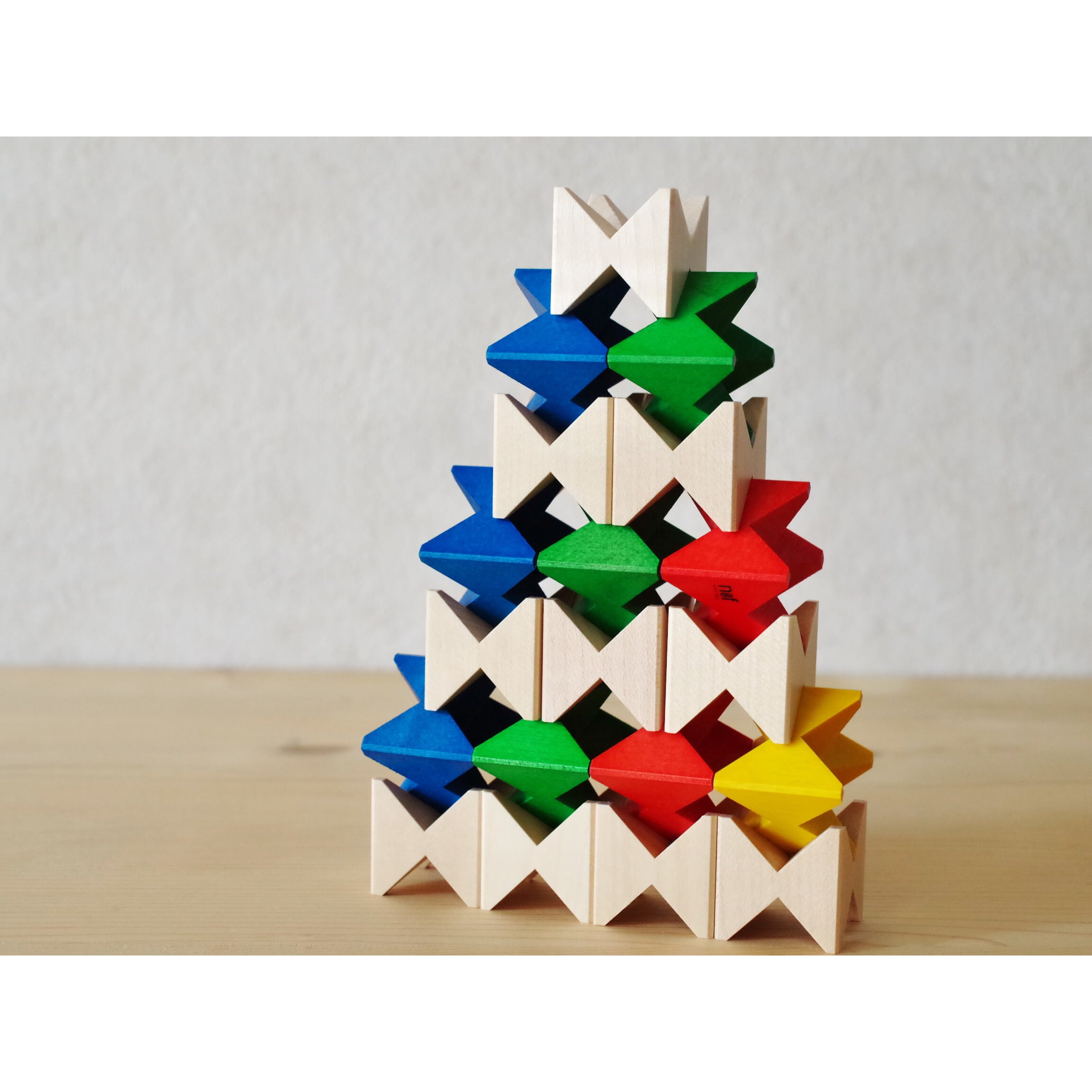 ミニネフスピール 白木 | 木のおもちゃ専門店 おもちゃ箱 イカロス