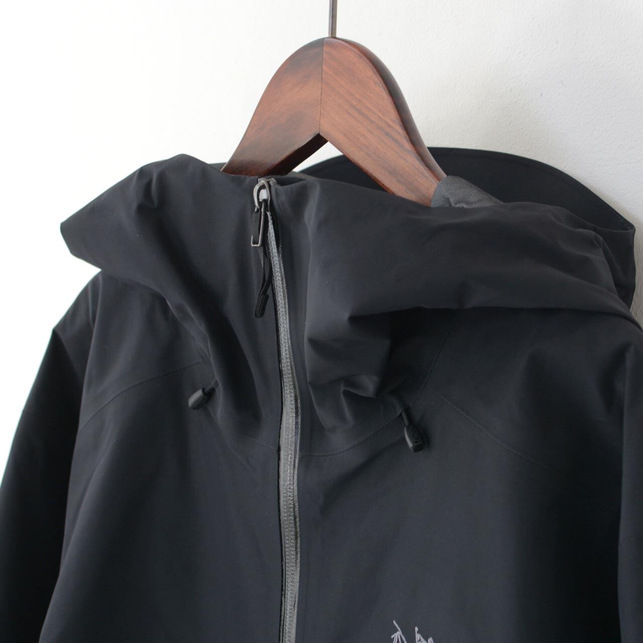 バードエイド付き 新品未使用品 Arc’teryx beta LT XLサイズ