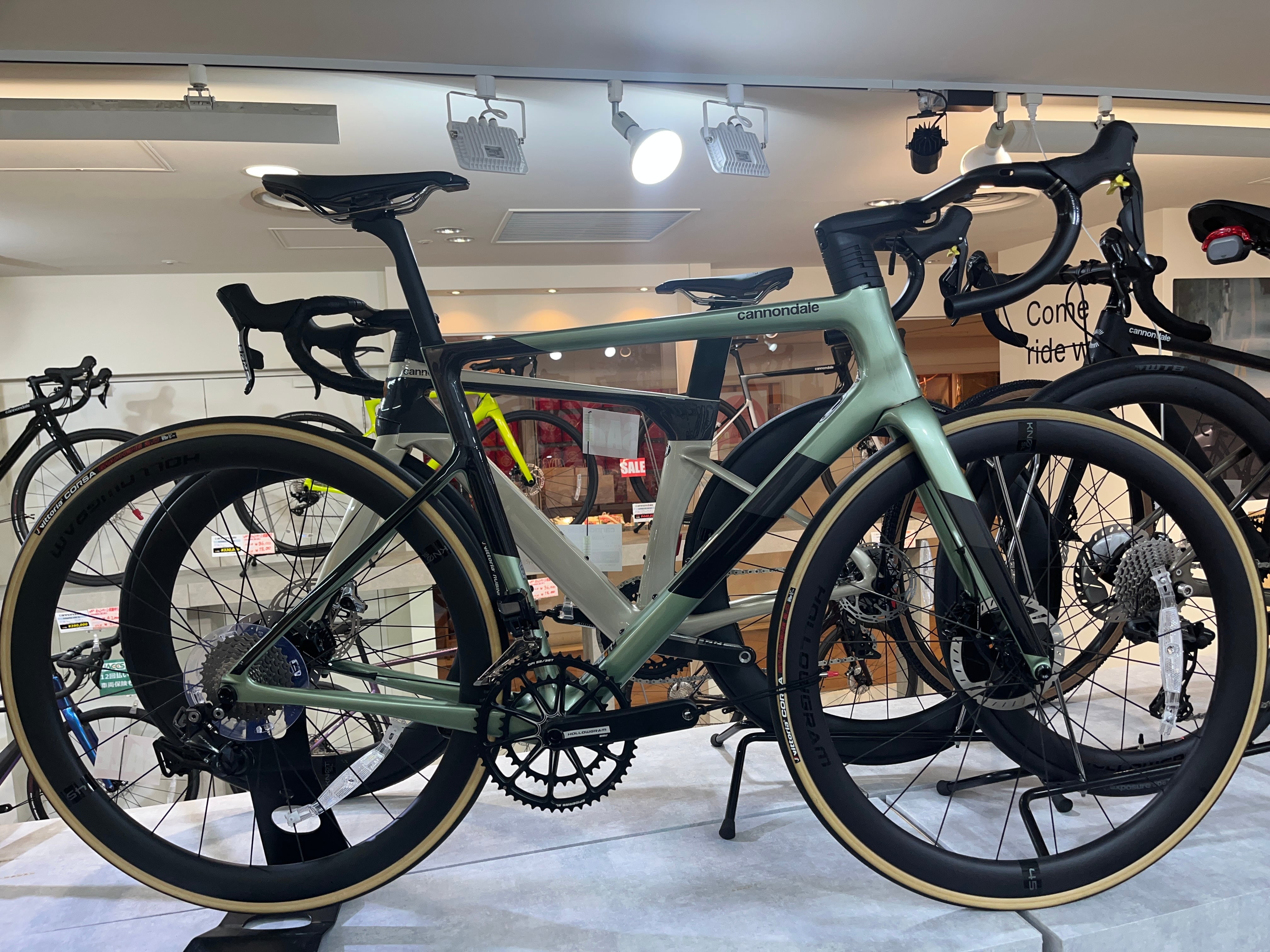 cannondale SuperSix EVO HM Disc DURA-ACE Di2 12速 54サイズ 完成車 | SILBEST Cycle  シルベストサイクル powered by BASE