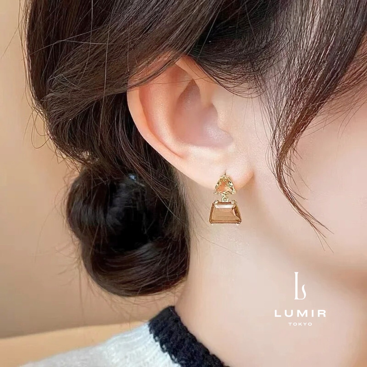 アンバーカラードロップピアス