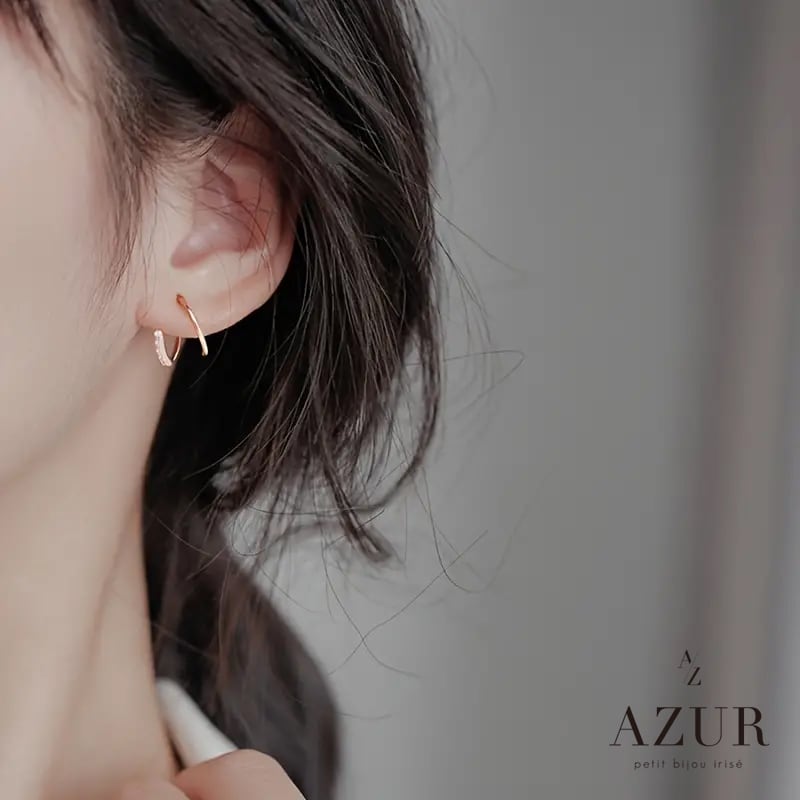 スパイラルフープピアス