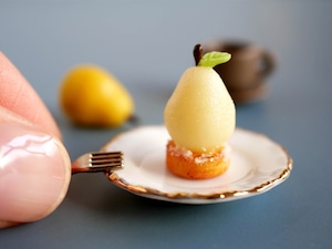【ミニチュア】まるごと洋梨タルト