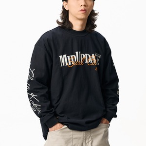 ロゴグラフィック ロングスリーブTee A2033