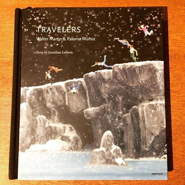 アートの本「Travelers／Walter Martin & Paloma Munoz」 - 画像1