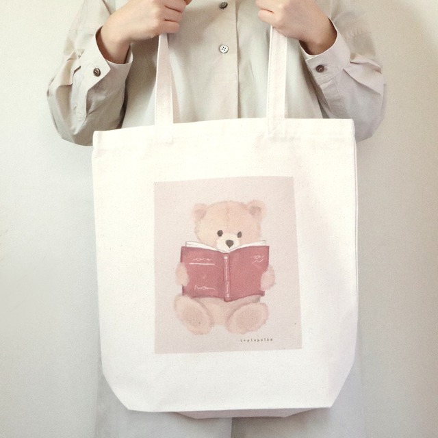 本好きくまのトートバッグＭ