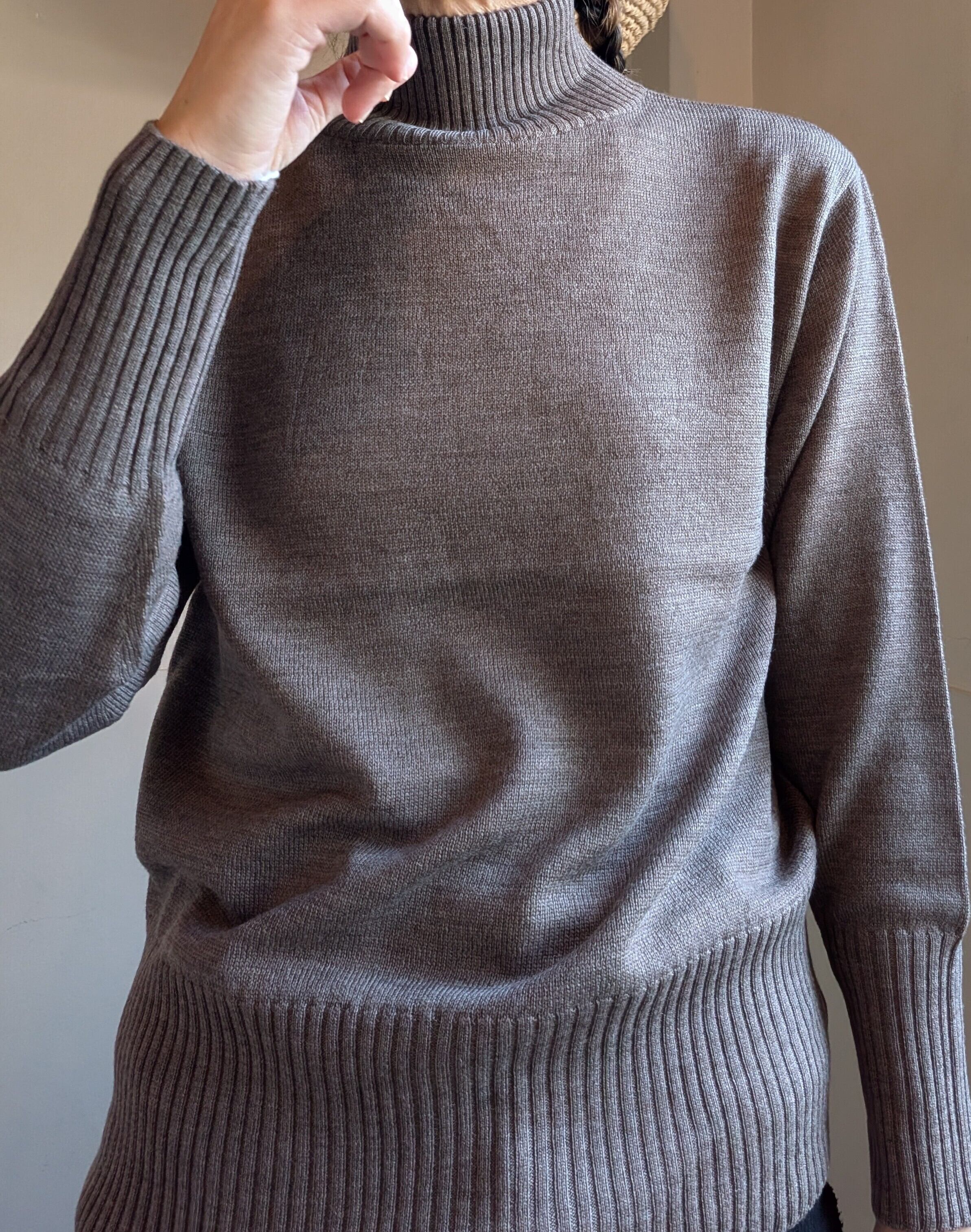 DMにて通販可能です / 毛100%ビエラヤーン / ハイネックプルオーバー