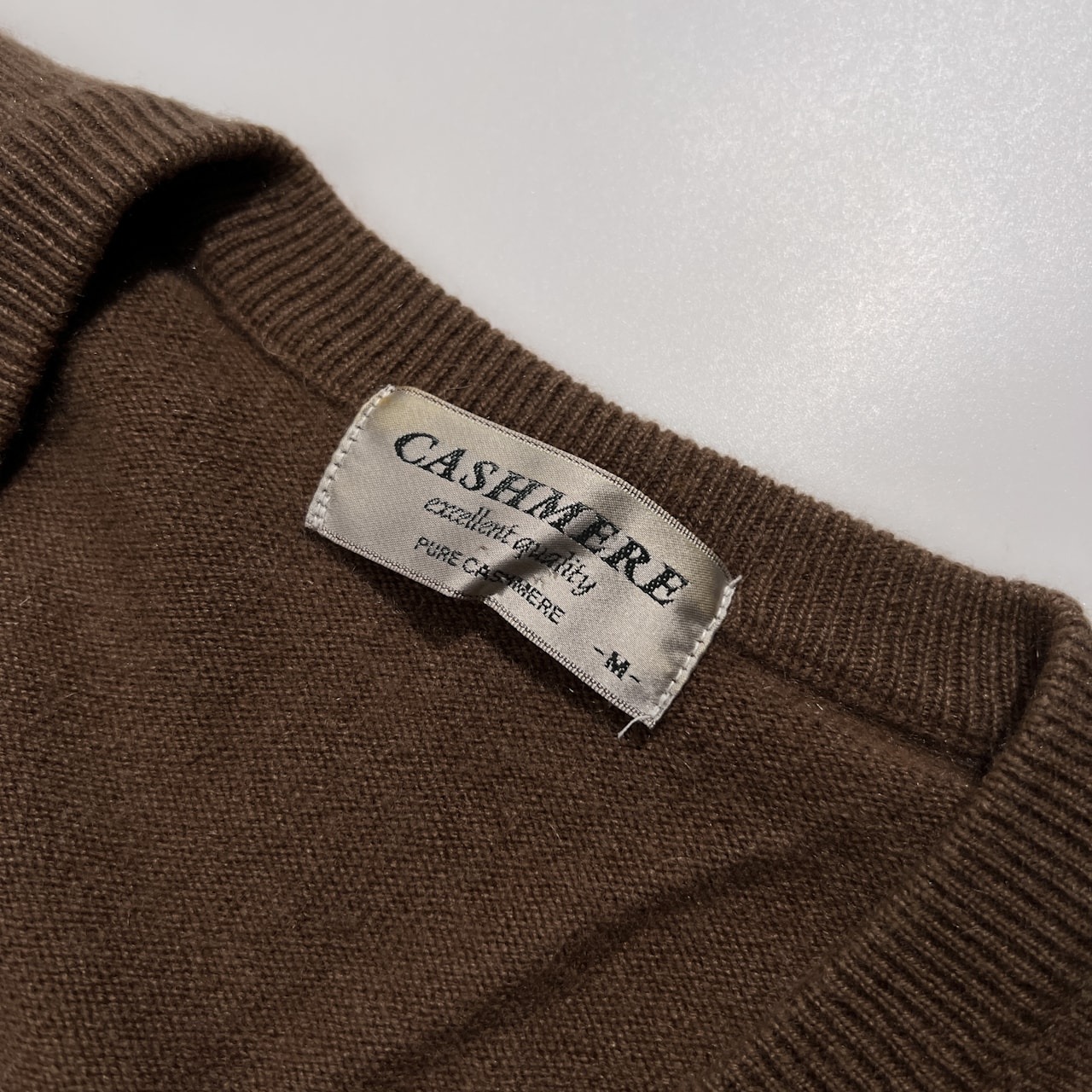 カシミヤ100% CASHMERE Vネック カシミア ウールニットセーター サイズ M /メンズ/ブラウン系