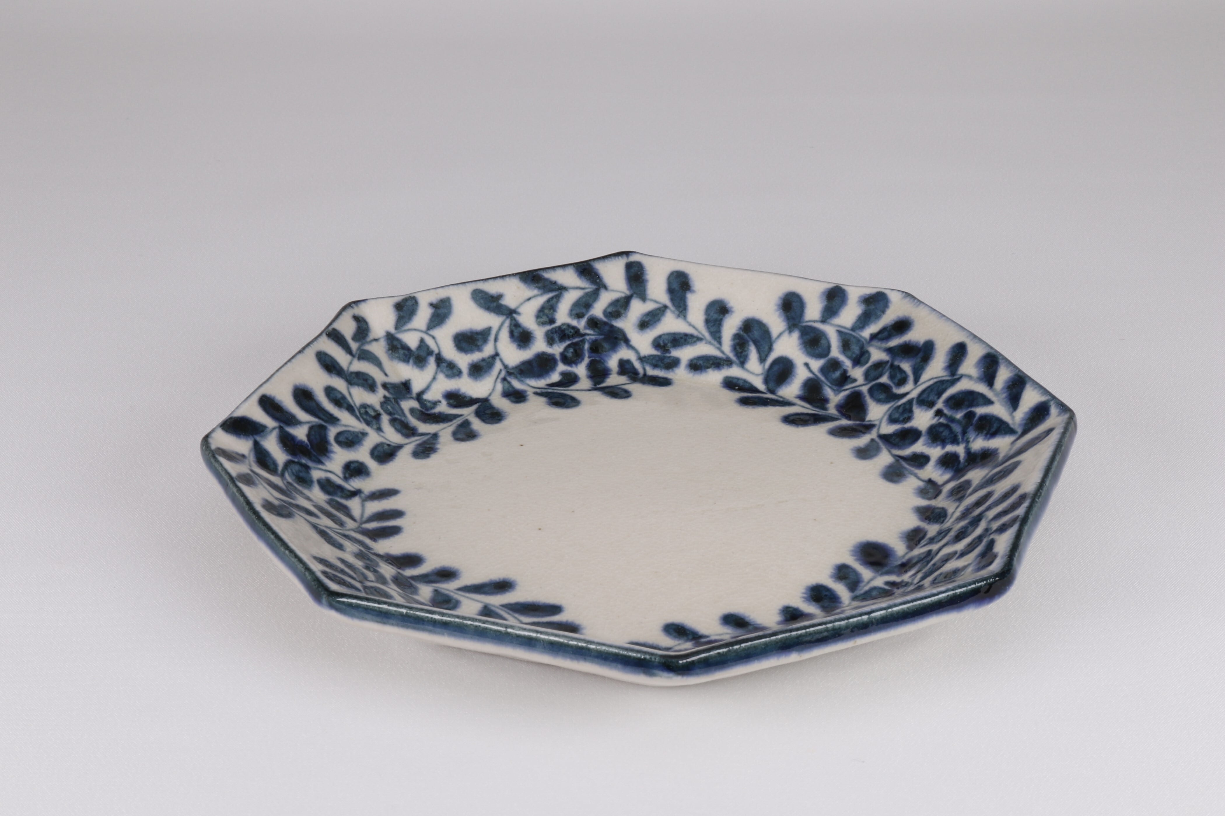 安南 八角プレート タコ唐草【B級品 特価】