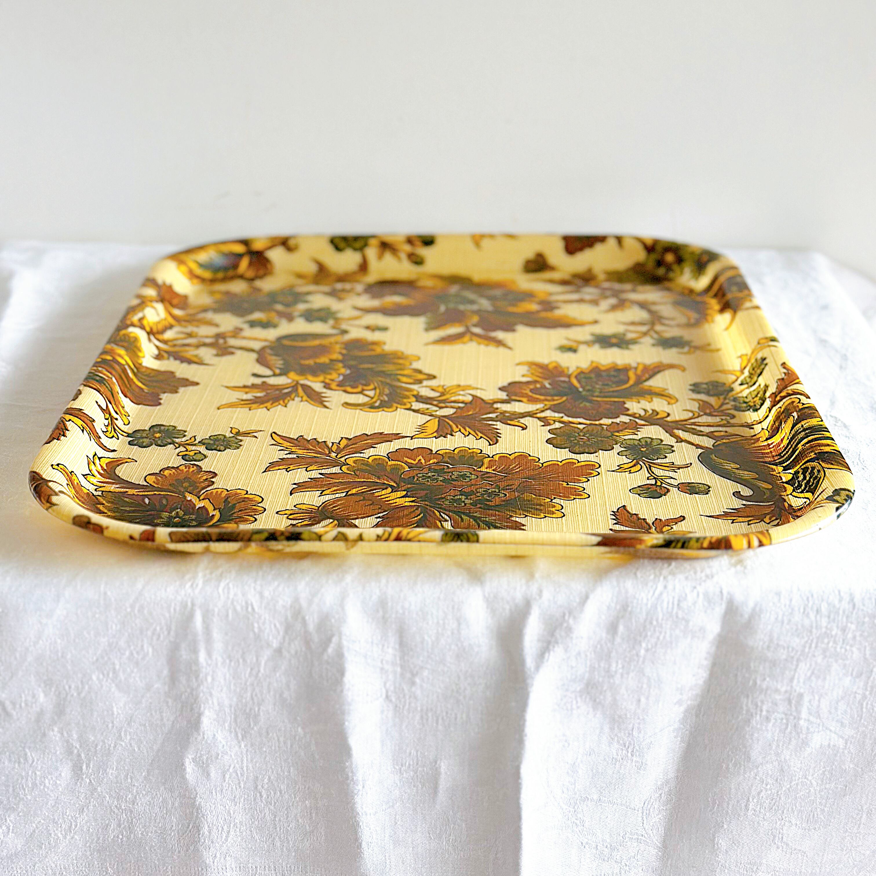 サーヴィングトレイ グラスファイバー 46x36（フランス） | ぽわにえ