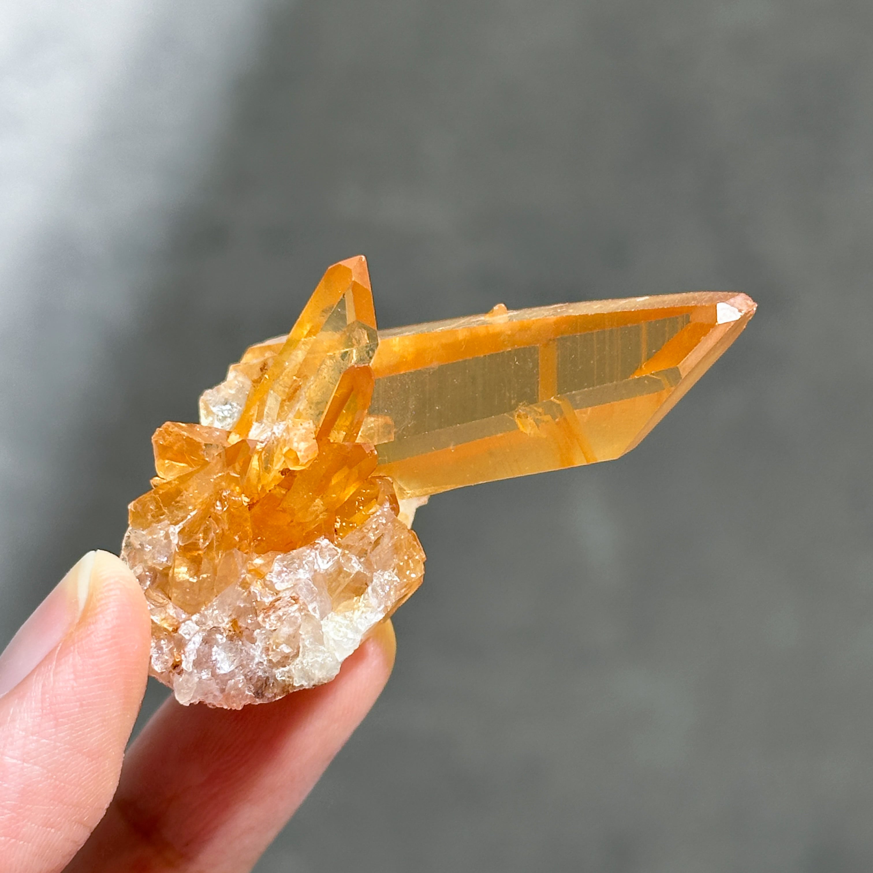 ミナスジェライス産タンジェリンクォーツ クラスター23◇ Tangerine