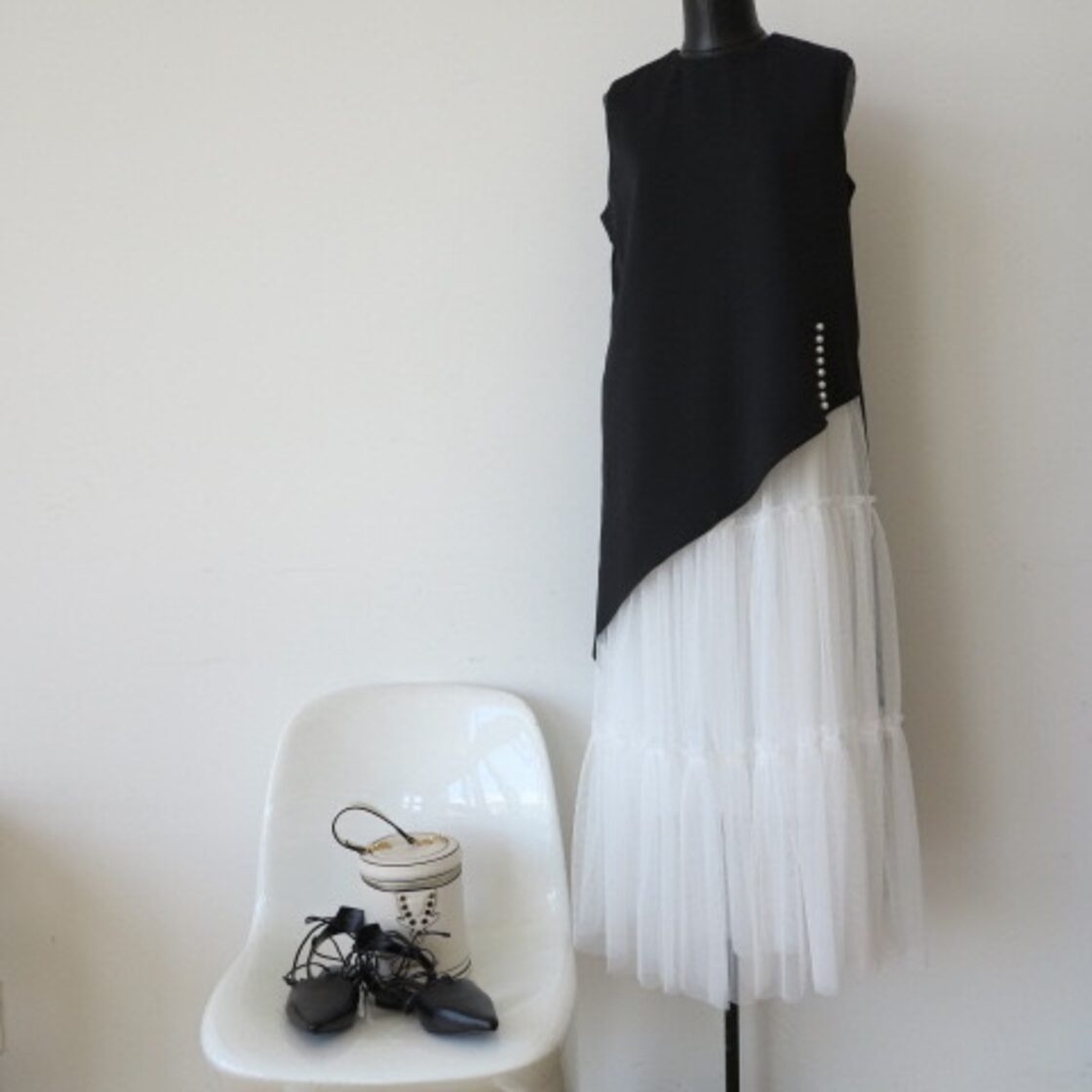 再入荷）：パール付ノースリーブチュニック：REB-080 ¥24,800+tax | Pay ID