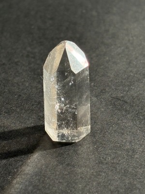 ブラジル産水晶ポイント 約11g