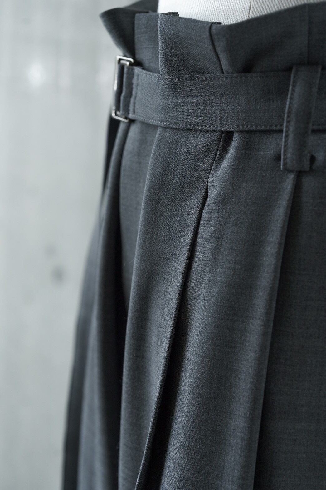 size less pants (charcoal) 10月上旬から10月中旬頃発送 | roughlow