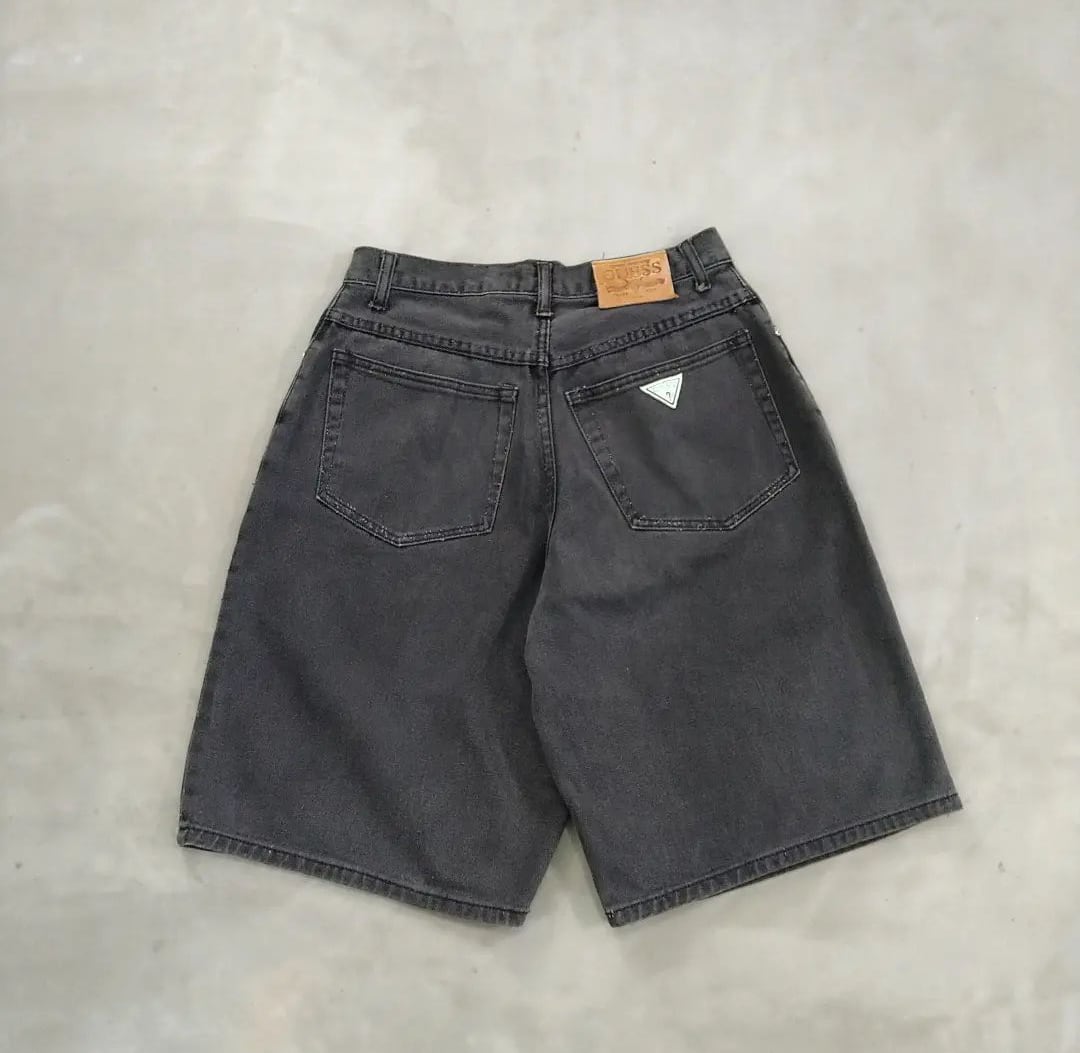 90s guess jeans 後染めブラック ワイド バギーショートパンツ 90s guess jeans black denim shorts 小岩店 | What'z up