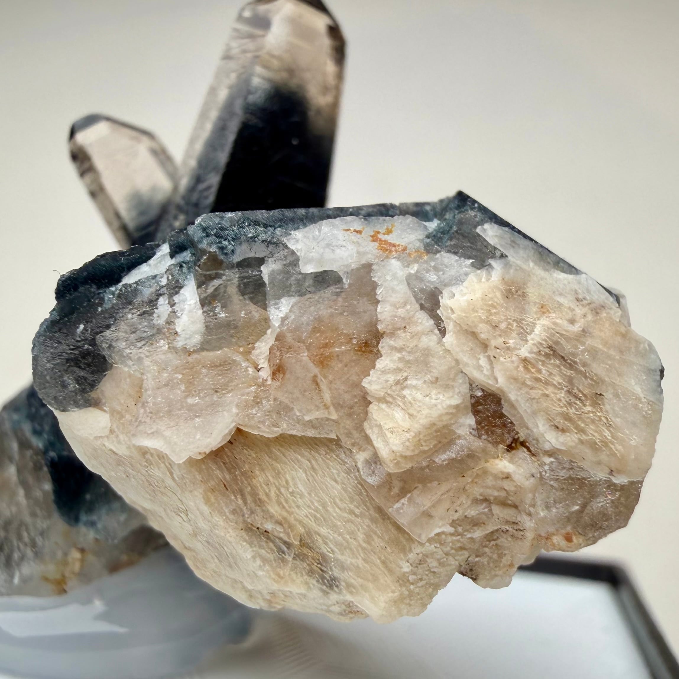 スモーキークォーツ 【Smoky Quartz】マラウイ共和国産 | PEANUTS MINERALS