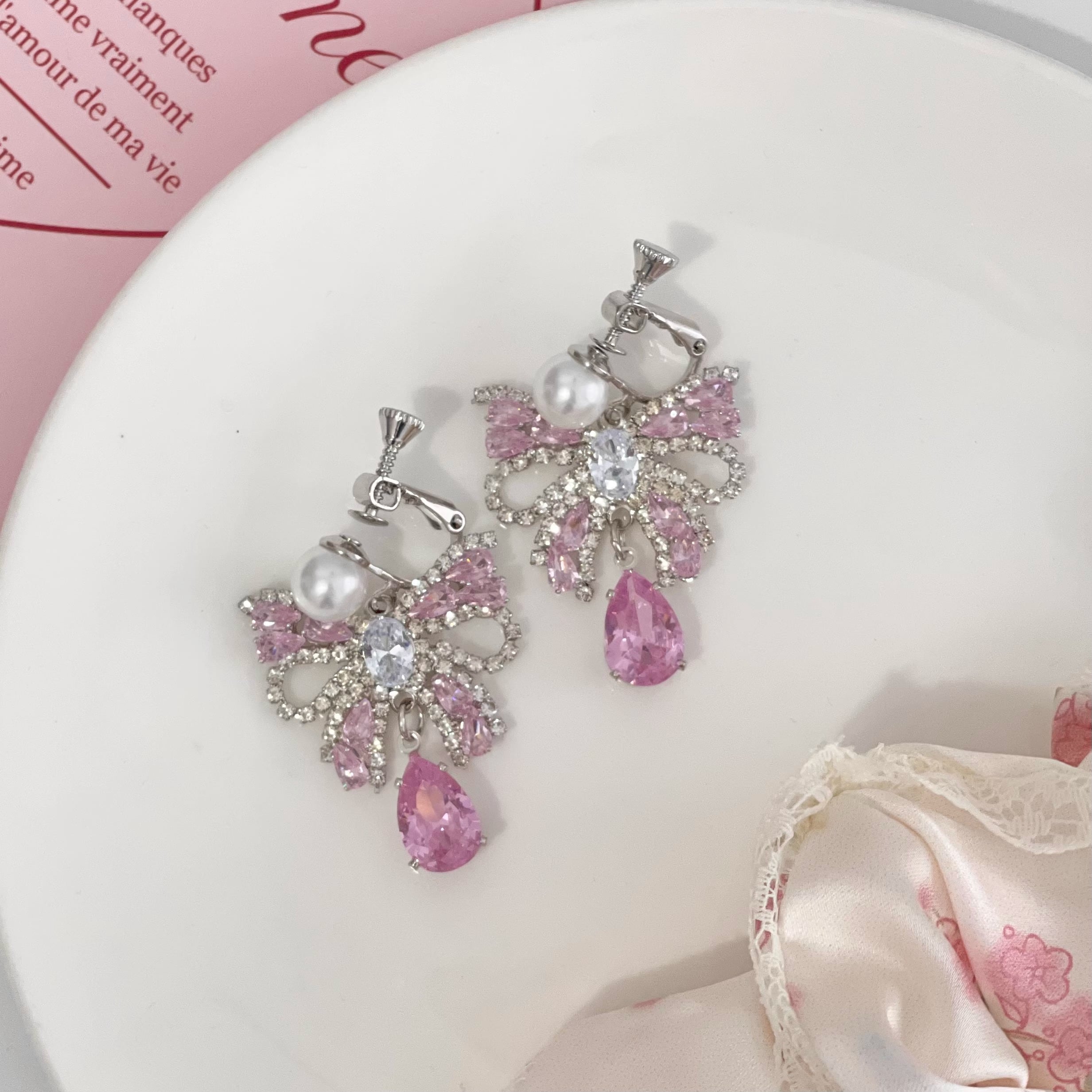 2種／リボンパールピアス・イヤリング ・65790 | sucrier ( シュクリエ