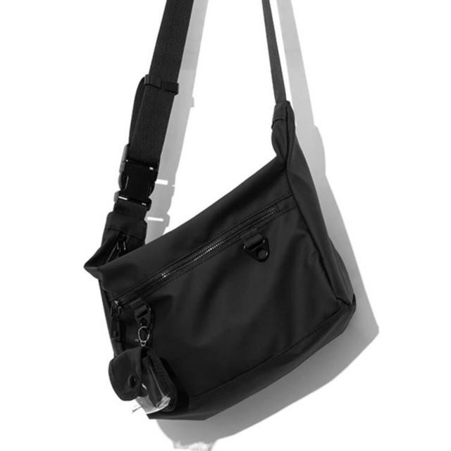 イヤホンケースメッセンジャーバッグ　MT0140004