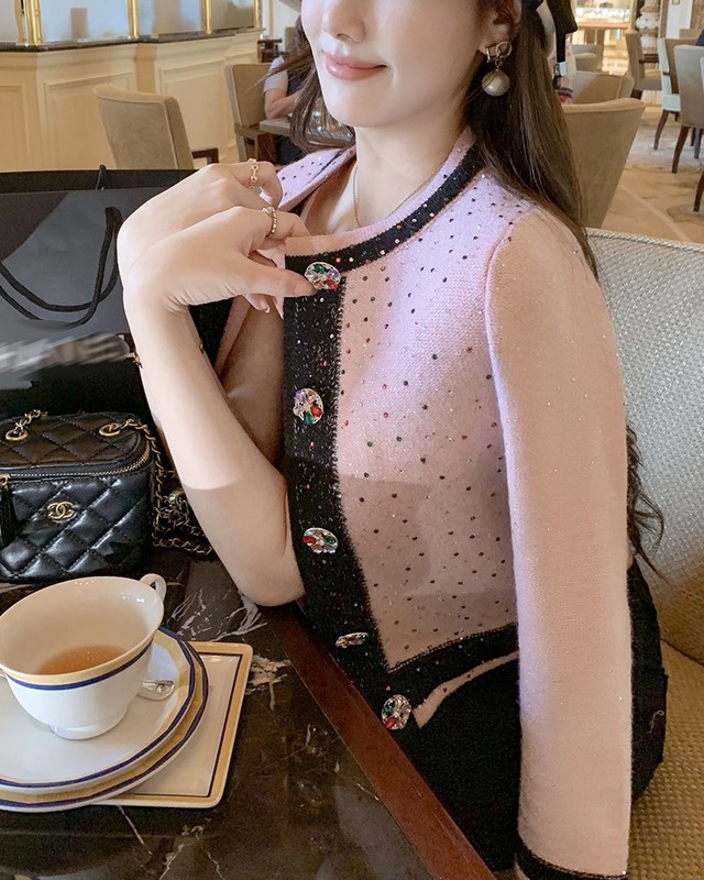 マルチカラーストーンカーディガン（2 colors）　24WP10049