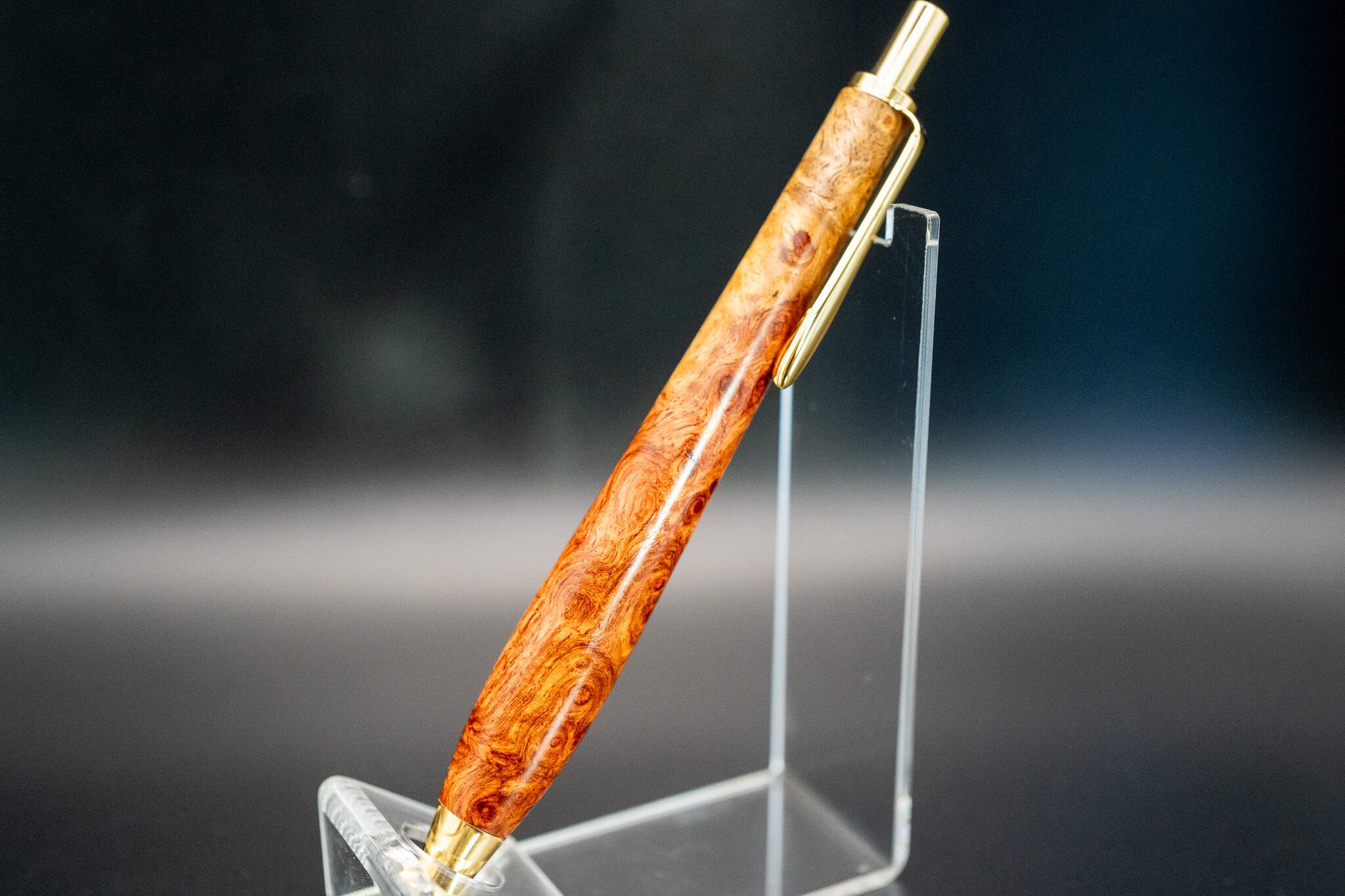 朱色の銘木】 本花梨紅白 特上gold MP | 木軸ペン工房 金杢犀