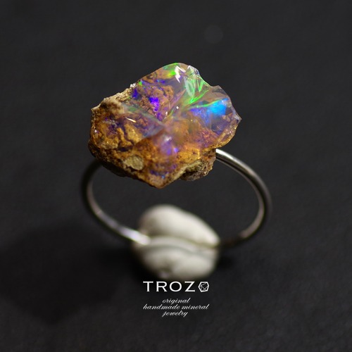 【Opal Fest No. 070】 オパール 鉱物原石 14kgf/シルバー925 リング [一点もの] 天然石 アクセサリー