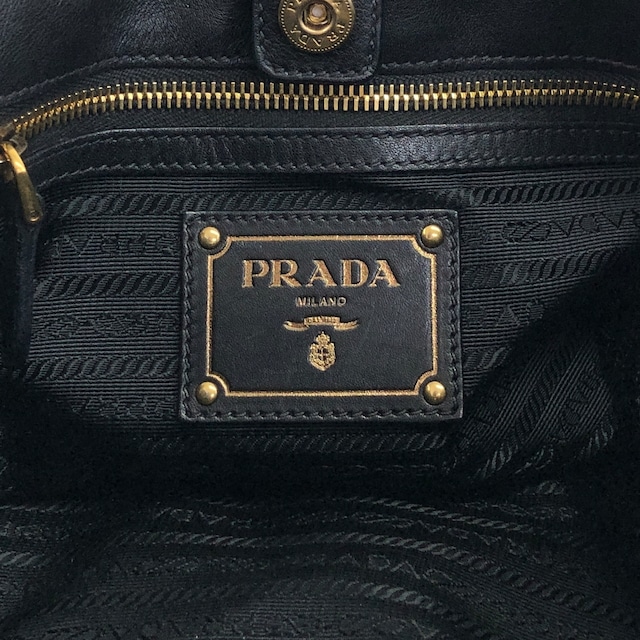 PRADA プラダ ショルダーバッグ ブラック ロゴ レザー ホーボーバッグ vintage ヴィンテージ オールド k2n6cf