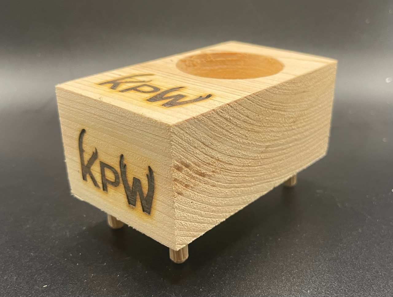 オリジナルえさ皿 中