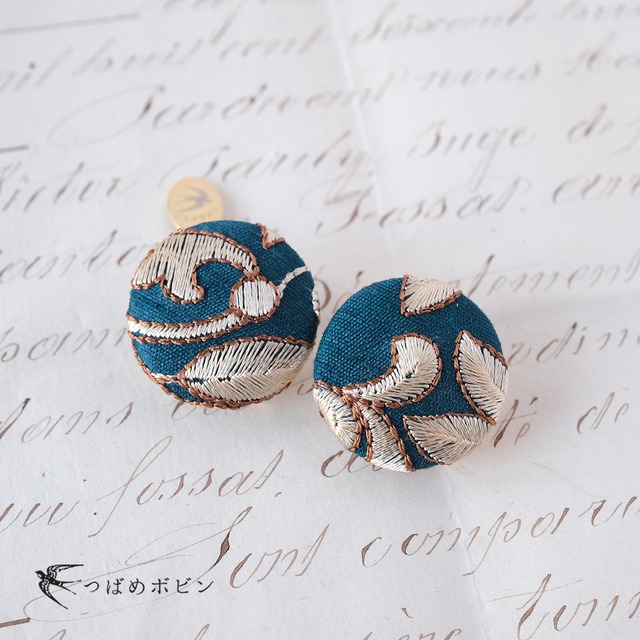 サリーボーダーのクリップ◎青緑ベージュ／花U【つばめボビンのクリップシリーズ】