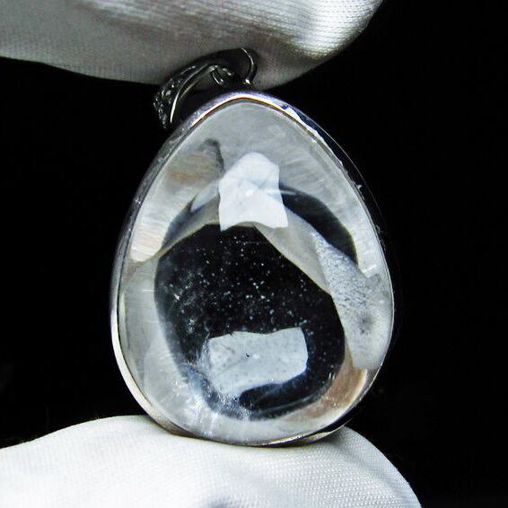 ホワイトファントム ペンダント ファントムクォーツ 一点物  112-8329