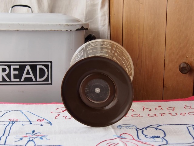 イギリスアンティーク　メジャーカップ　計量カップ