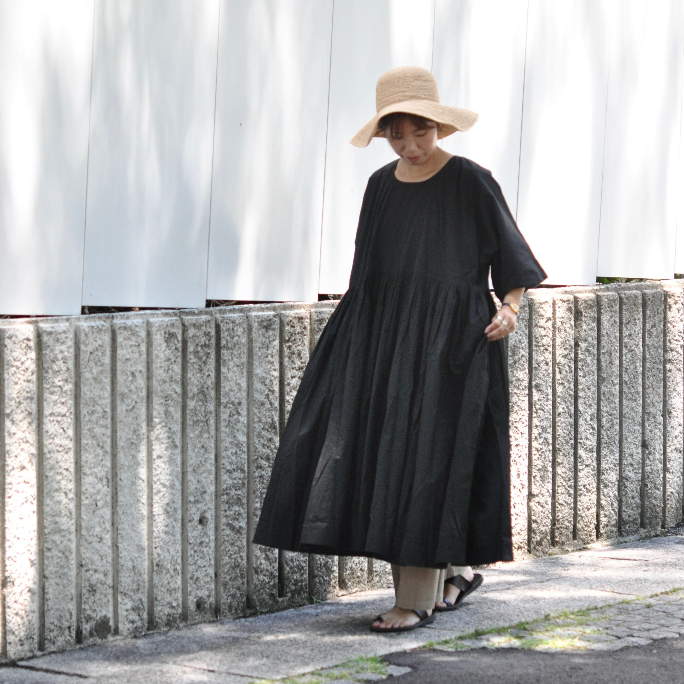 veritecoeur khadi cotton dress -black-