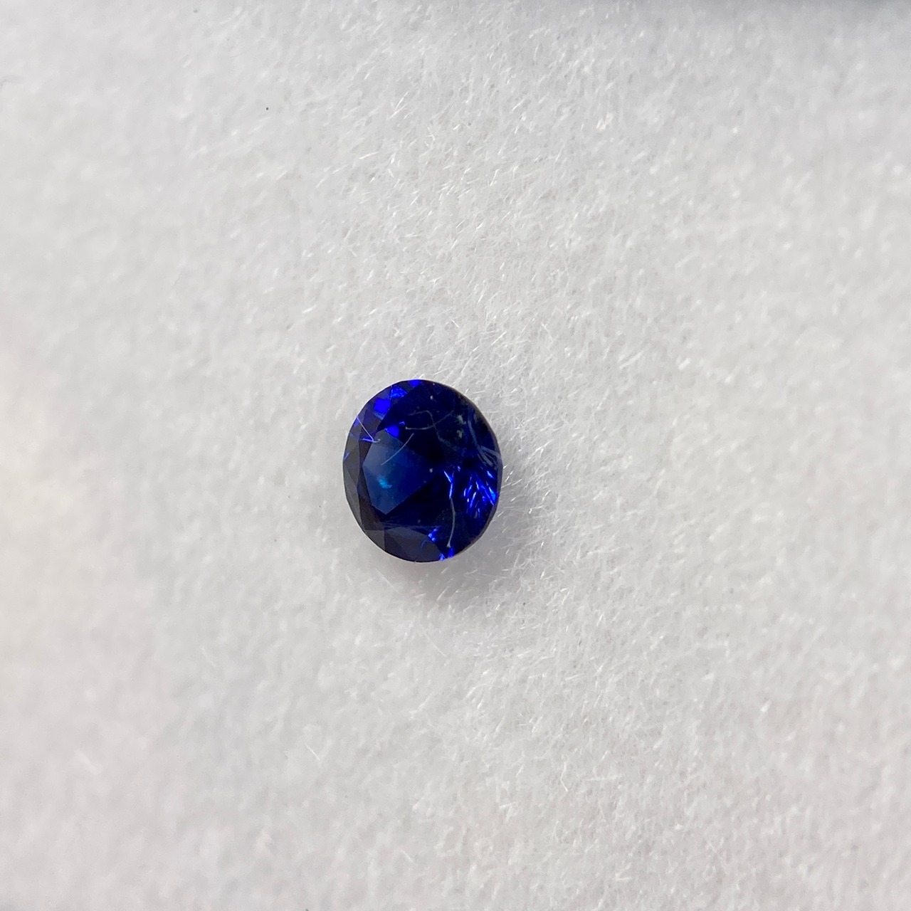 丸いサファイア 青系 約3.2mm r-0092