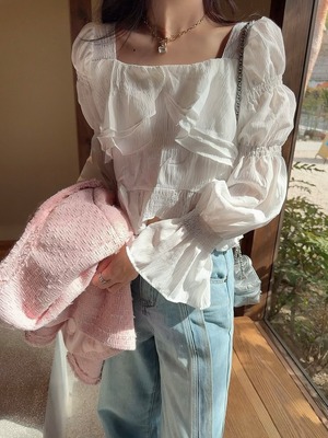 Frill square blouse / ivory,black (4月上旬頃発送予定)